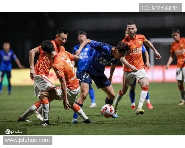 华沙军团与阿尔卡的激烈对决分析及比赛前瞻探讨